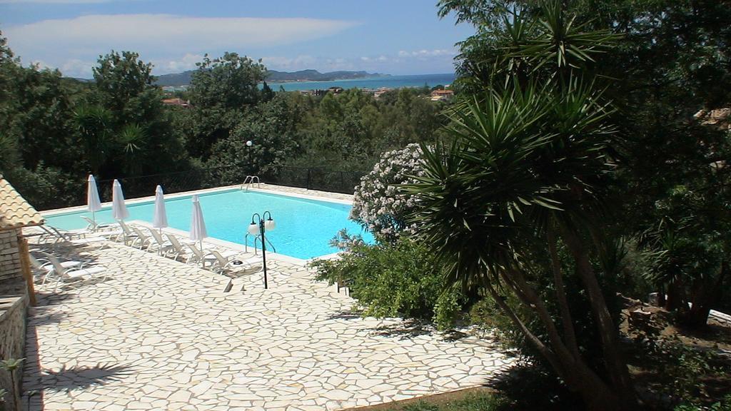 Natural Blue Green Apartment Almiros Beach Esterno foto