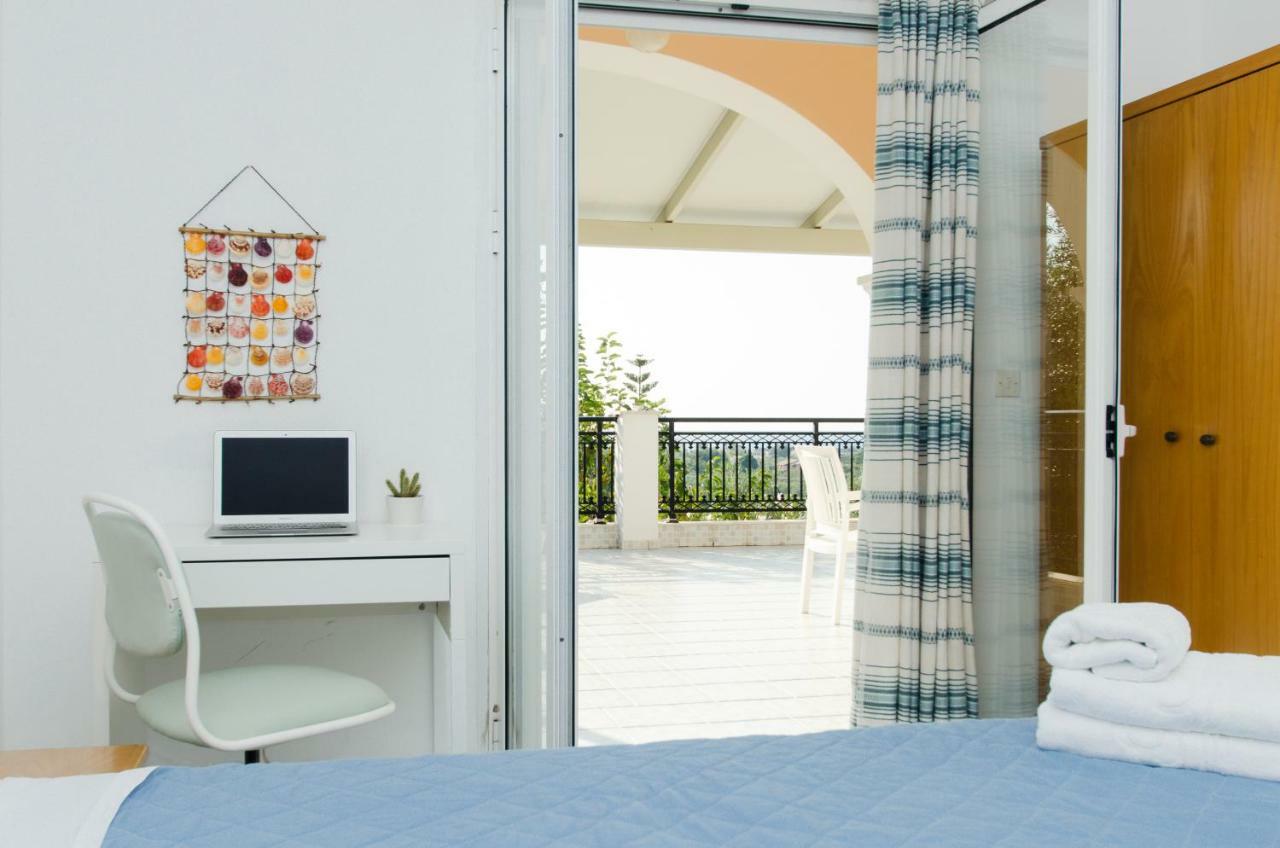Natural Blue Green Apartment Almiros Beach Esterno foto